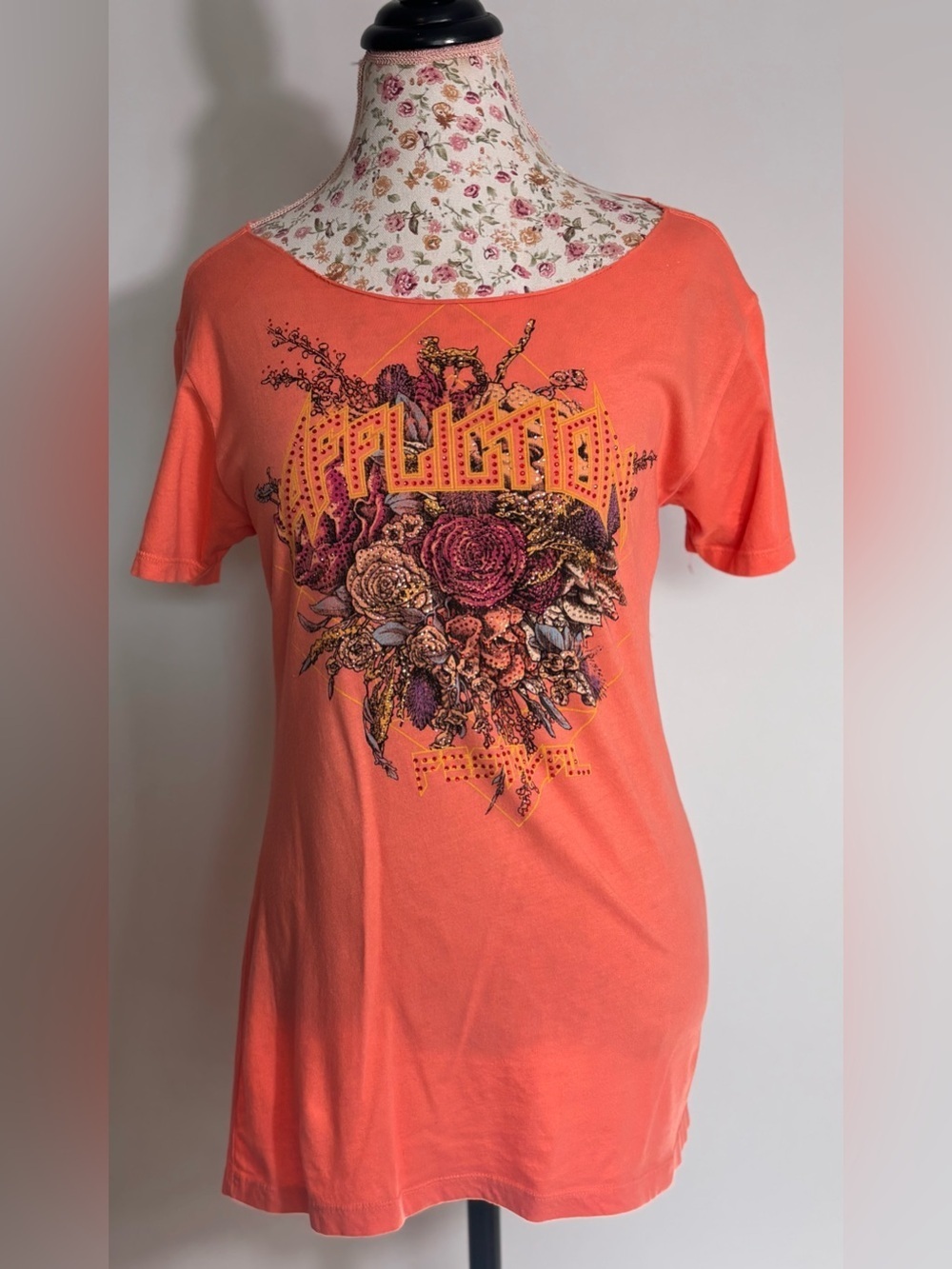 Affliction Garden Rose Rhinestone Graphic T-Shirt Women’s Medium NWT